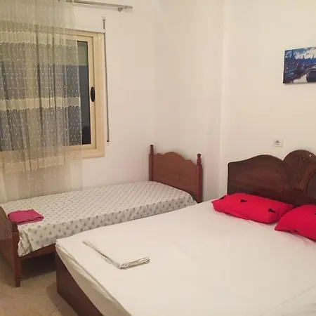 Two Bedrooms And Two Bathrooms At Seaside 130 M * Vlorë