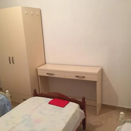 Lägenhet Two Bedrooms And Two Bathrooms At Seaside 130 M