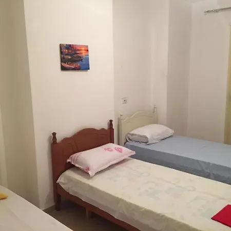 Two Bedrooms And Two Bathrooms At Seaside 130 M Lägenhet *